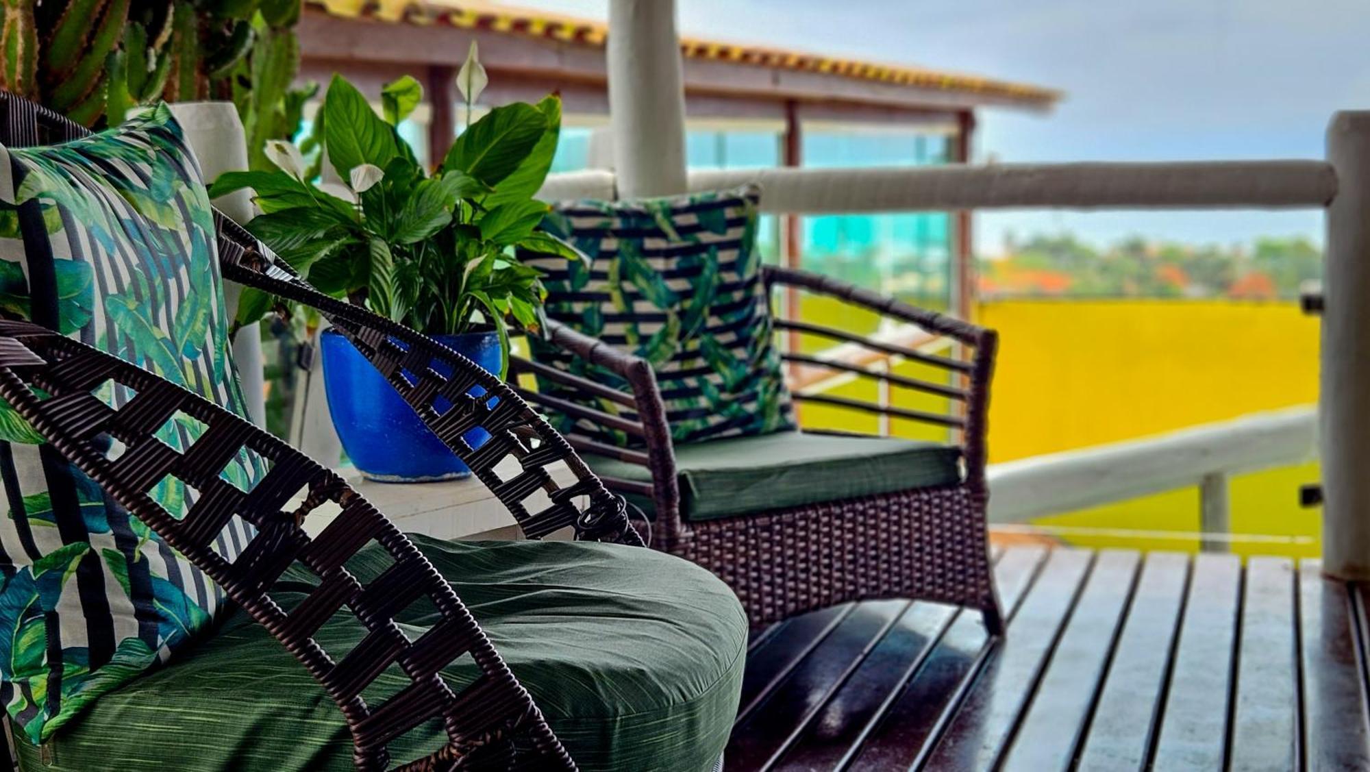 Bella Vista Ocean View Hotel Búzios Exterior foto A balcony in a condominium